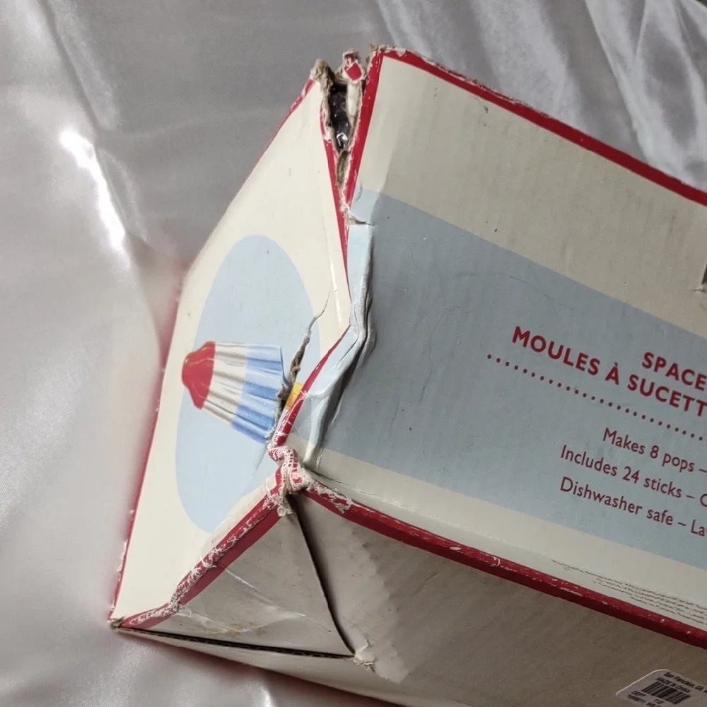 Williams Sonoma Space Pop Molds - New In Beat Up Box 😀